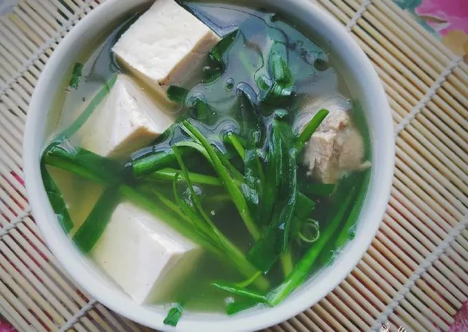 Canh sườn non và đậu hũ